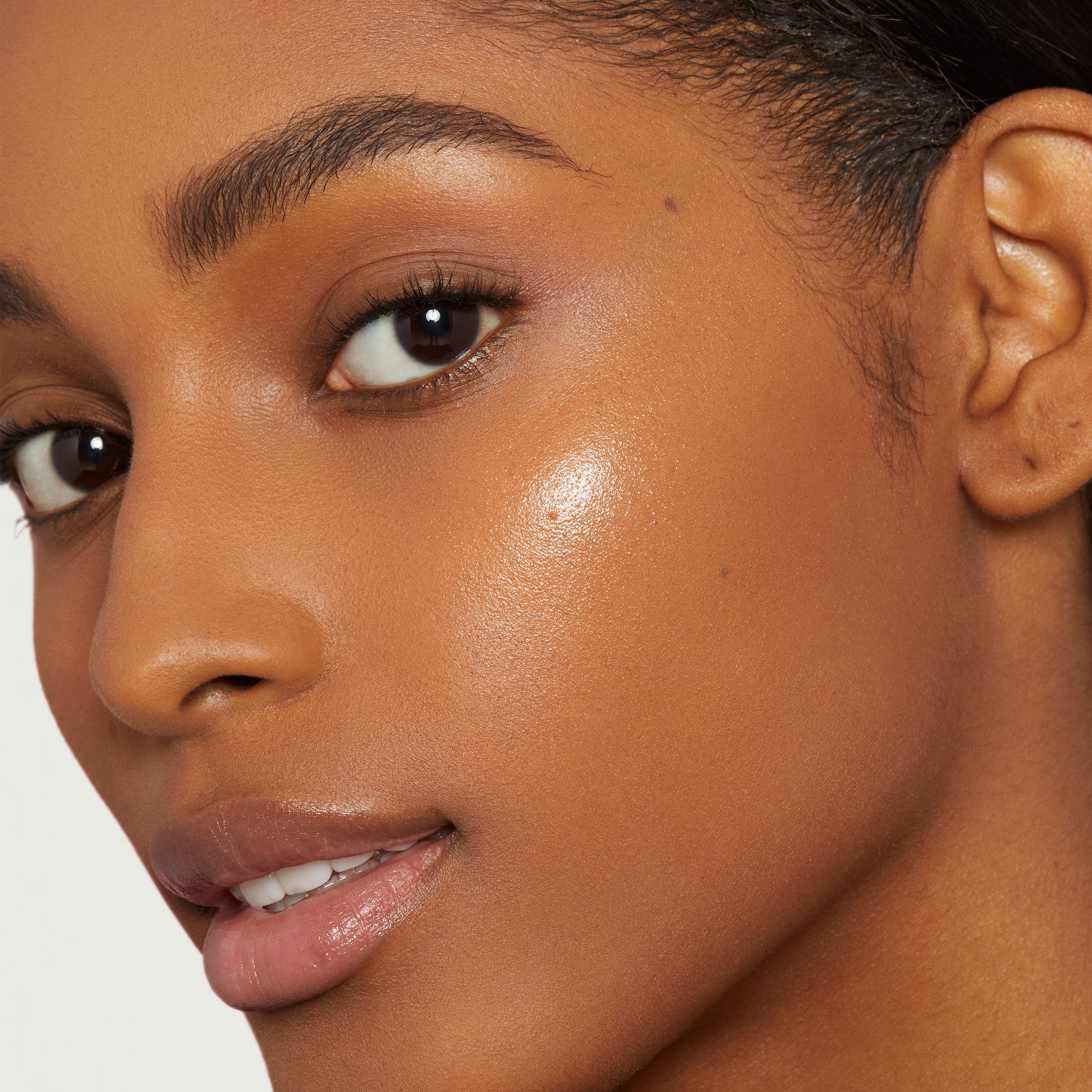 Lip & Cheek Glow Balm - Image 13